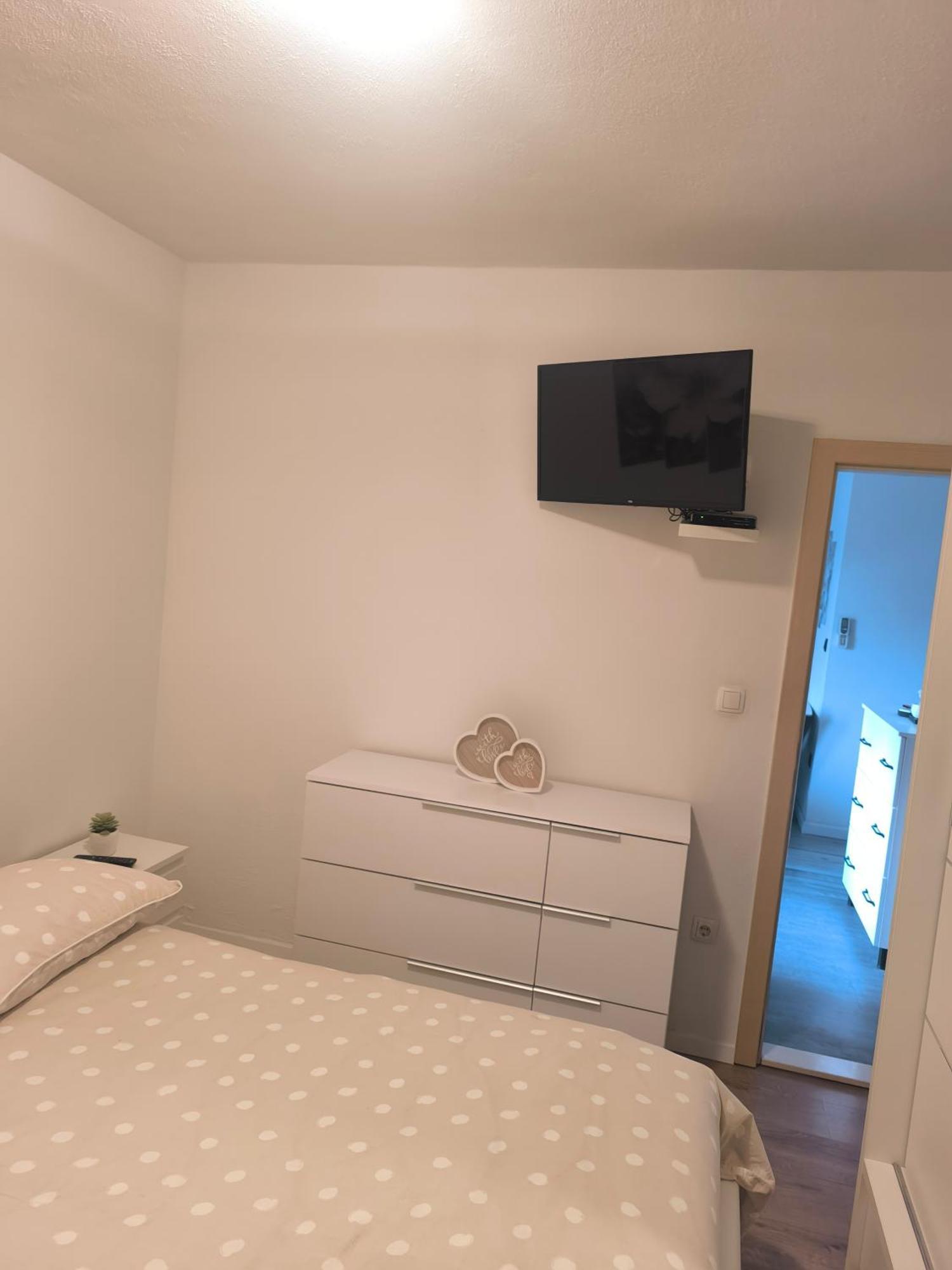 Apartman Rex Svinisce الغرفة الصورة